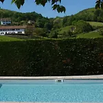 Eskualduna Chez Katina Hotel